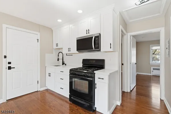 $2,500 | 293 North Center Street, Orange, NJ 07050