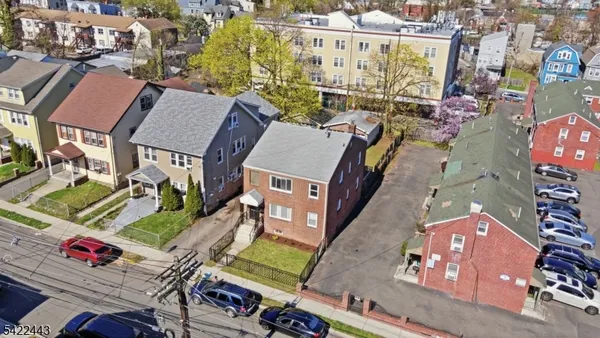 $2,500 | 293 North Center Street, Orange, NJ 07050