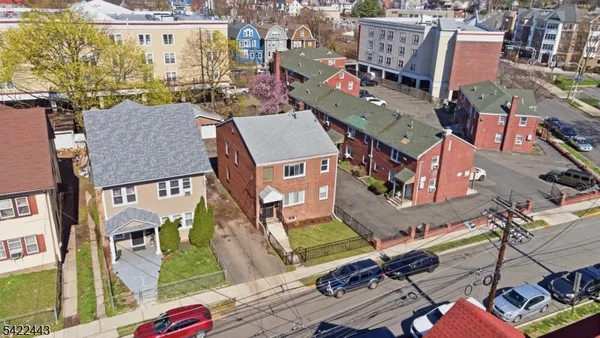 $2,500 | 293 North Center Street, Orange, NJ 07050