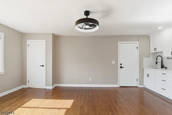 $2,500 | 293 North Center Street, Orange, NJ 07050