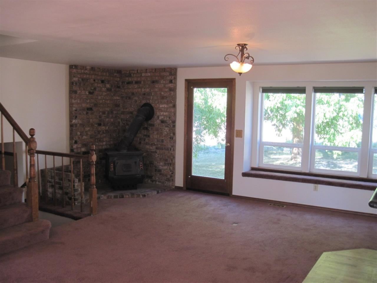 4717 East Orchard Prairie Road Spokane, WA 99217 - Photo 9 of 17
