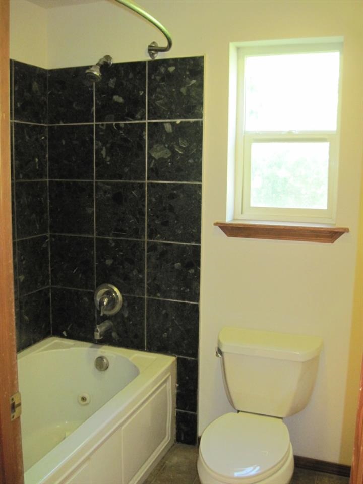 4717 East Orchard Prairie Road Spokane, WA 99217 - Photo 10 of 17