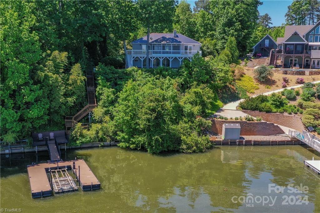 127 Rabbit Run Lexington, NC 27292 - Photo 1 of 48 Gallery Image 1