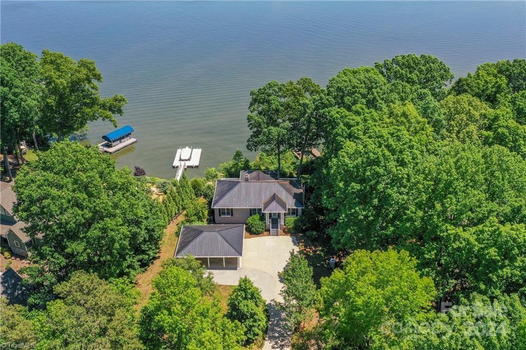 127 Rabbit Run Lexington, NC 27292 - Photo 2 of 48 Gallery Image 2
