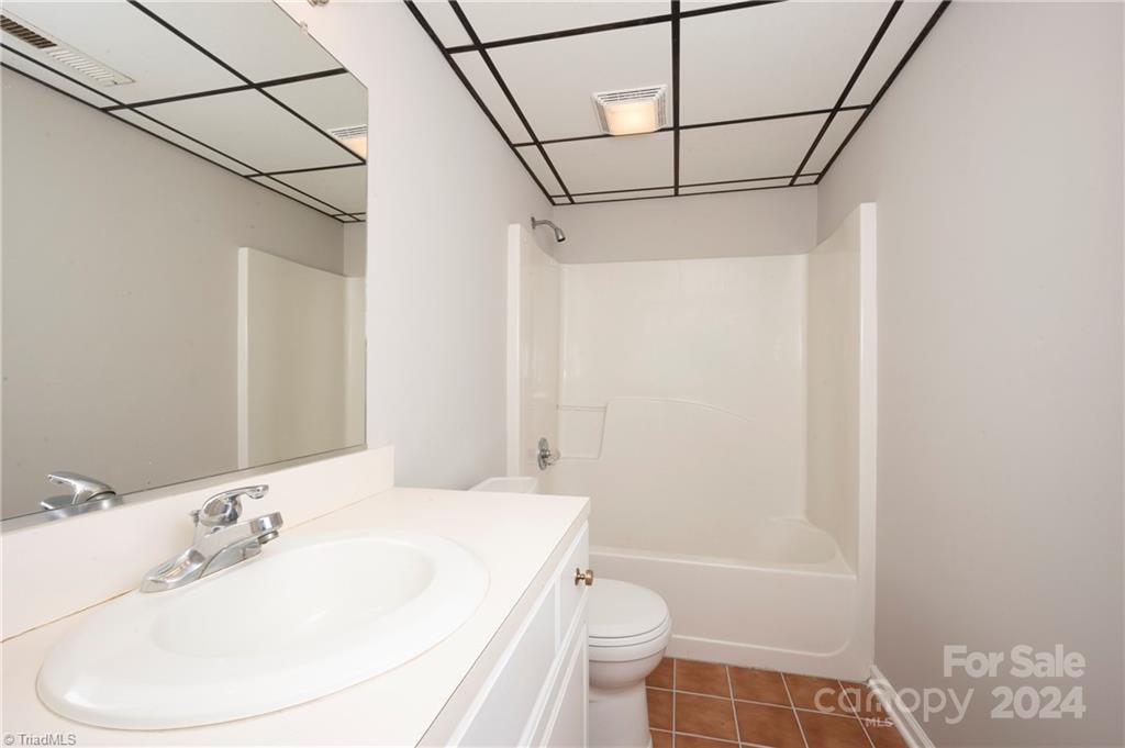 127 Rabbit Run Lexington, NC 27292 - Photo 47 of 48 Gallery Image 47
