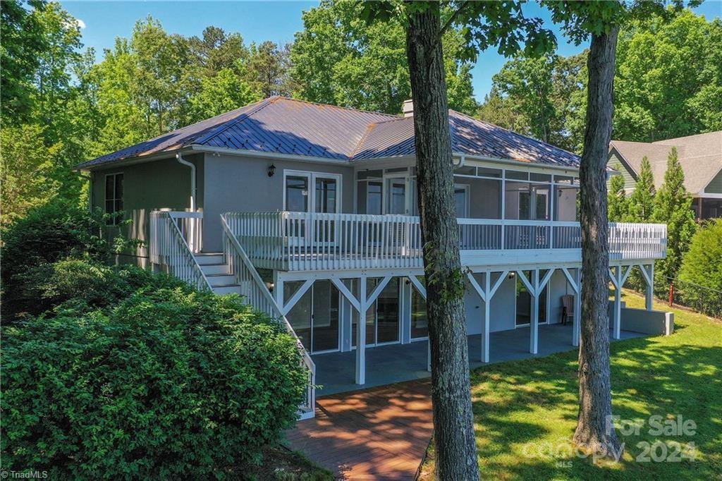 127 Rabbit Run Lexington, NC 27292 - Photo 7 of 48 Gallery Image 7