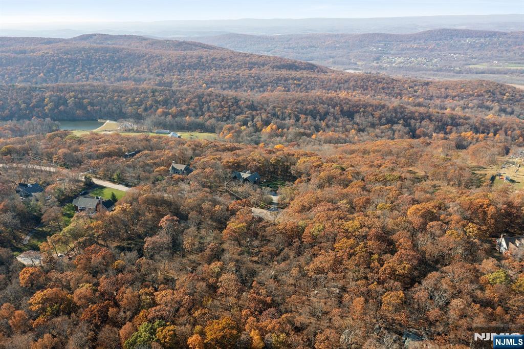 12 Breakneck Road Vernon, NJ 07462 - Photo 7 of 17