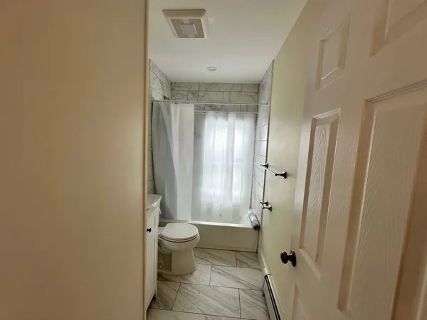 $4,250 | 64 Cedar Street, Unit 2, Wellesley, MA 02481