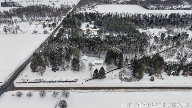 $425,000 | 4185 24th Street, Dorr, MI 49323