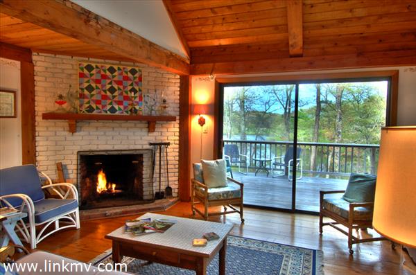 36 Stonebridge Road Vineyard Haven, MA 02568 - Photo 7 of 13 Gallery Image 7