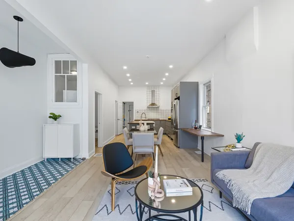 $630,000 | 3306 West Le Moyne Street, Chicago, IL 60651