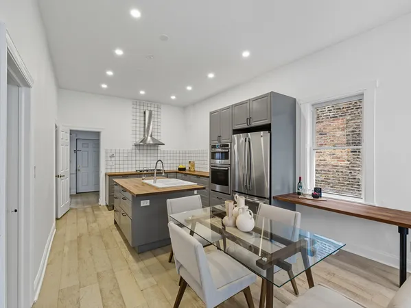 $630,000 | 3306 West Le Moyne Street, Chicago, IL 60651