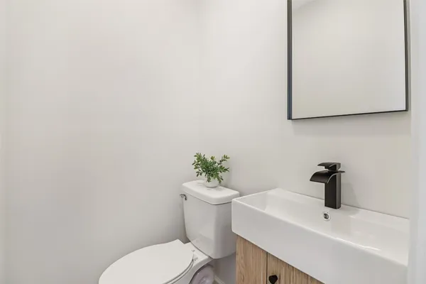 $299,700 | 2019 Magnolia Drive, La Marque, TX 77568