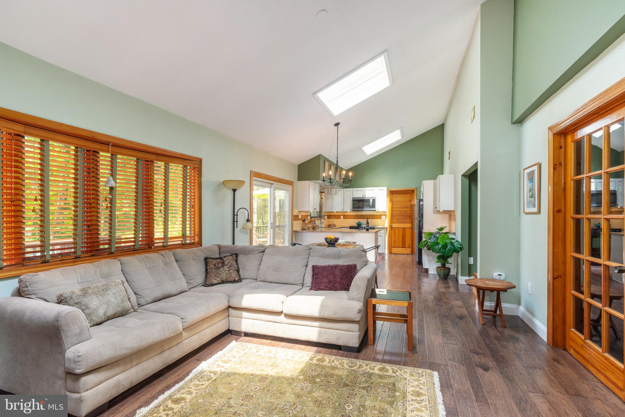 8 Middle Road New Hope, PA 18938 - Photo 4 of 10 Gallery Image 4