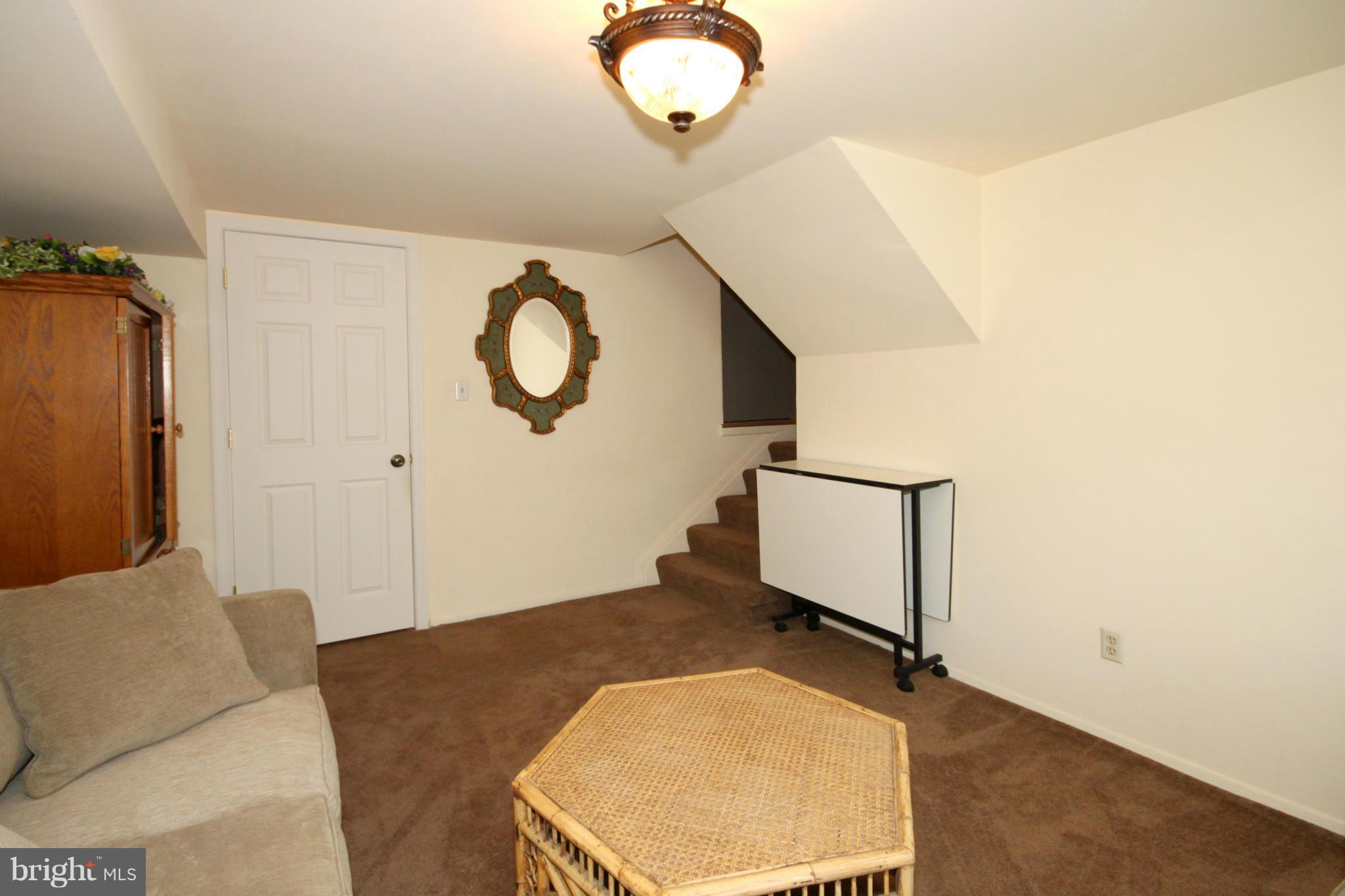 6012 Loretto Street Springfield, VA 22150 - Photo 14 of 29 Family Room