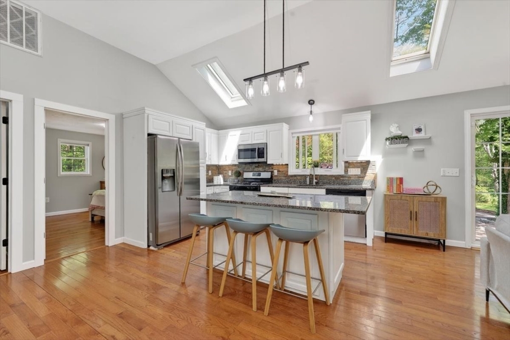 330 Spring Street Rockland, MA 02370 - Photo 6 of 39