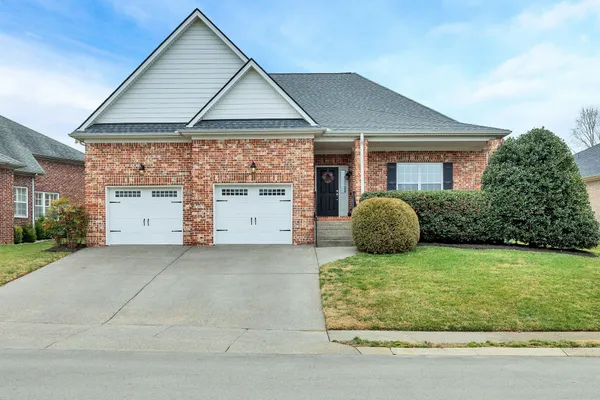 $425,000 | 2009 Sunflower Drive, Spring Hill, TN 37174