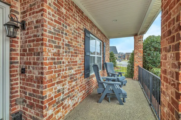 $425,000 | 2009 Sunflower Drive, Spring Hill, TN 37174