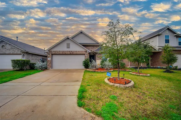 $2,100 | 24239 Gold Cheyenne Way, Katy, TX 77493