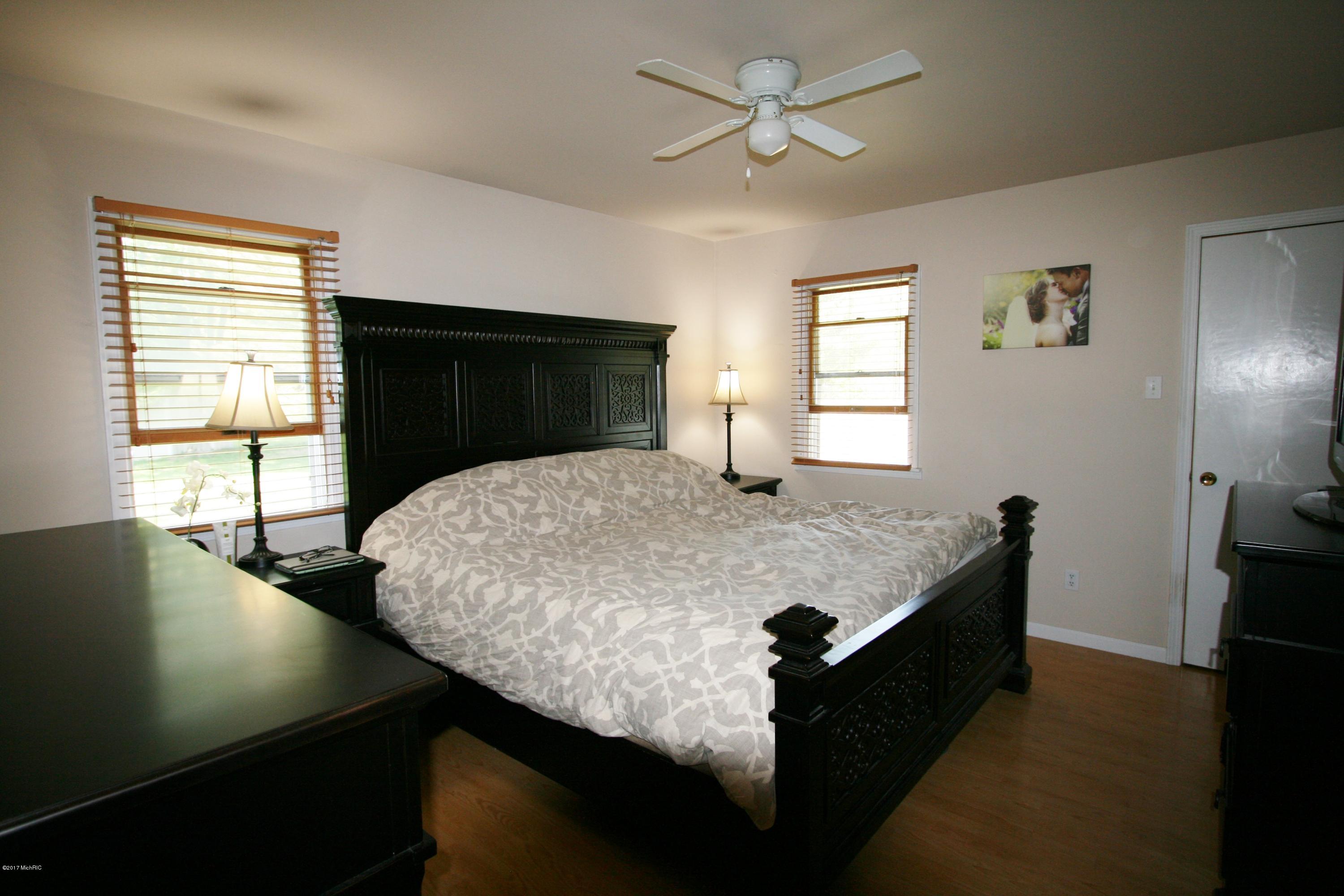 25838 Antler Road Sturgis, MI 49091 - Photo 15 of 22 IMG_6122