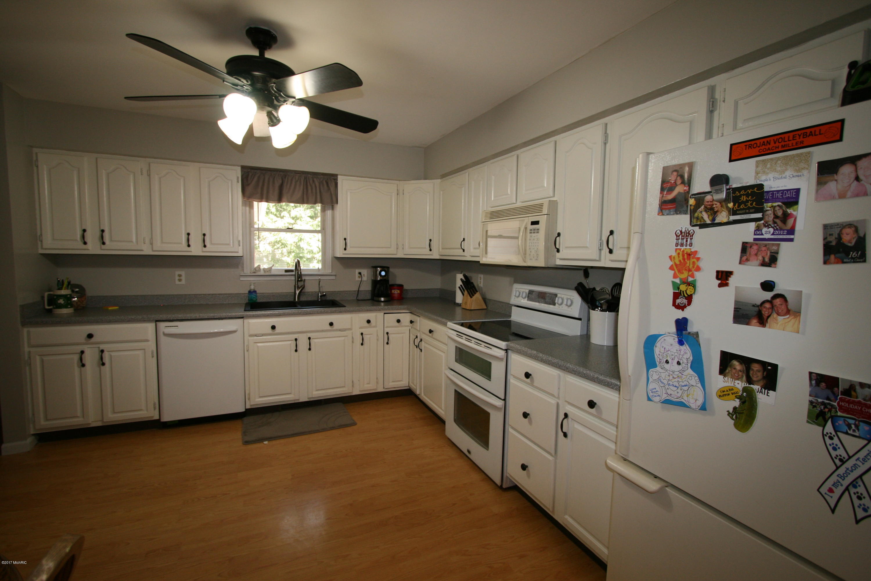 25838 Antler Road Sturgis, MI 49091 - Photo 9 of 22 IMG_6111