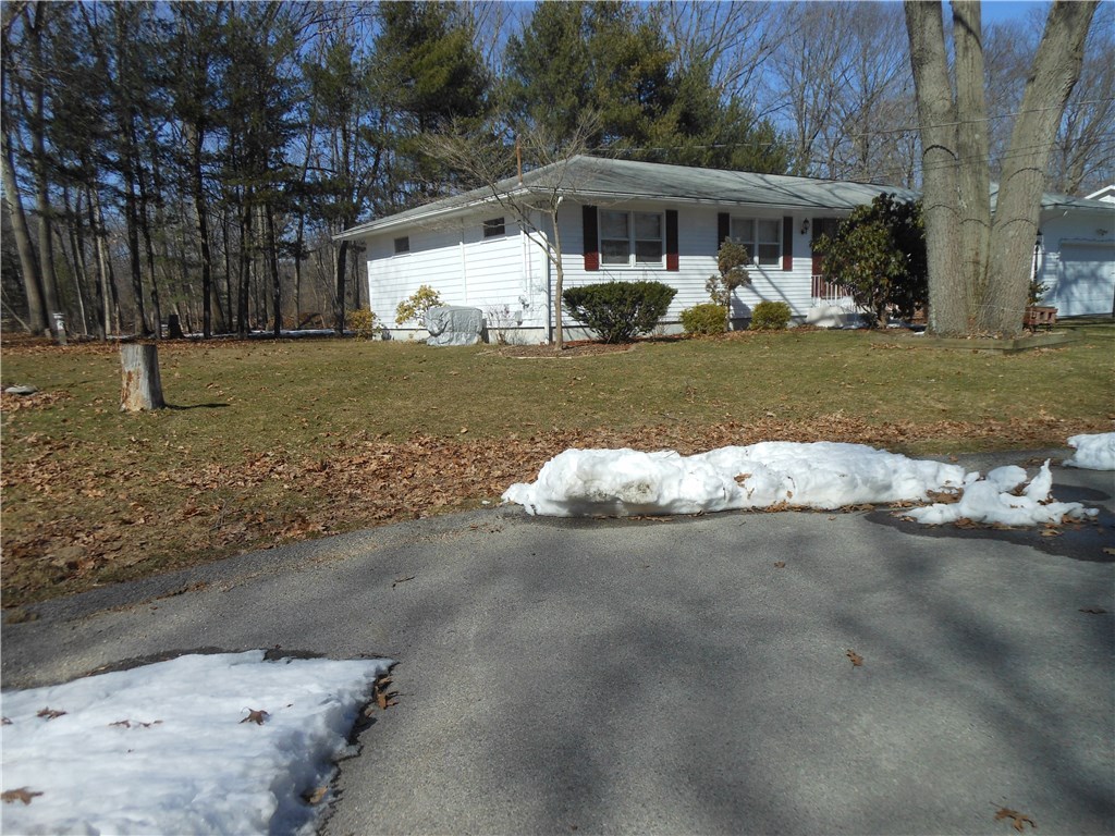 17 Hawthorne Road Smithfield, RI 02828 - Photo 3 of 22 Exterior Front and Side