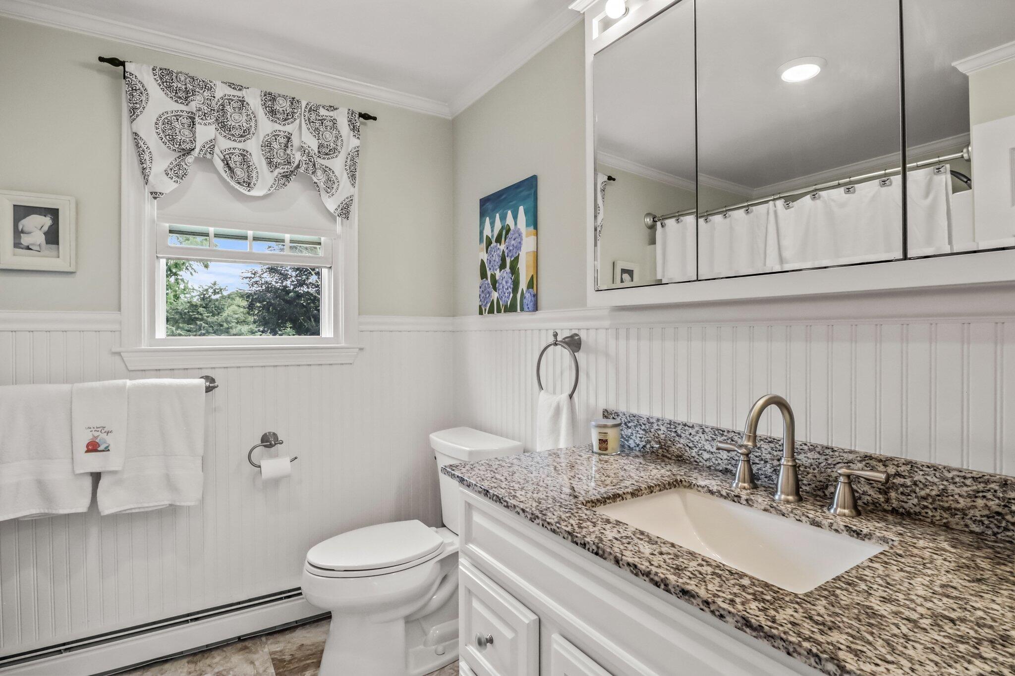7 Hofe Road Orleans, MA 02653 - Photo 38 of 65 Second floor bath