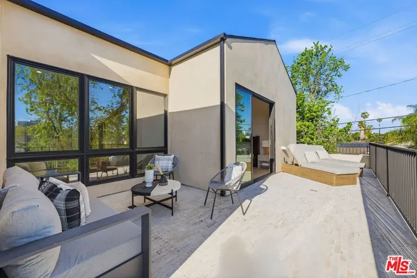 $4,095,000 | 16643 Addison Street, Encino, CA 91436