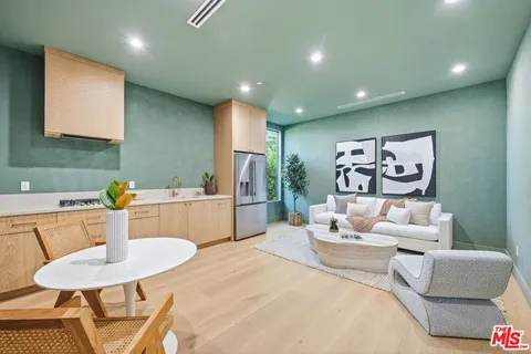 $4,095,000 | 16643 Addison Street, Encino, CA 91436