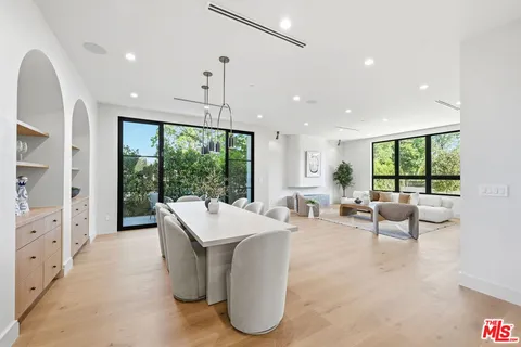 $4,095,000 | 16643 Addison Street, Encino, CA 91436
