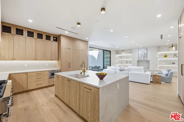 $4,095,000 | 16643 Addison Street, Encino, CA 91436