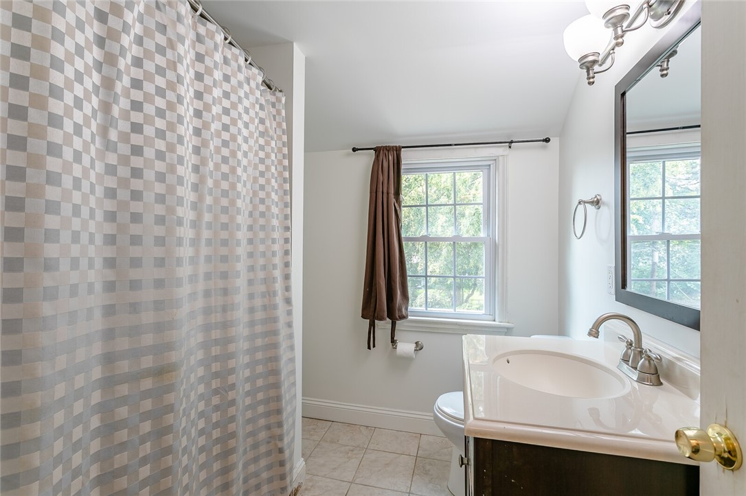 201 Elmcroft Road Rochester, NY 14609 - Photo 16 of 19