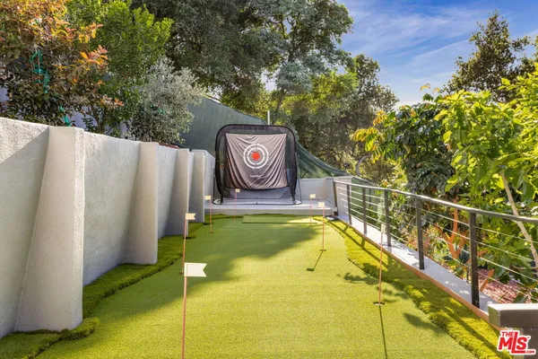 $2,495,000 | 3701 Multiview Drive, Los Angeles, CA 90068