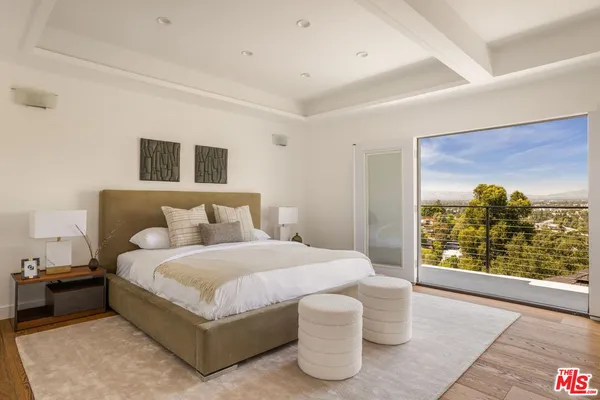 $2,495,000 | 3701 Multiview Drive, Los Angeles, CA 90068