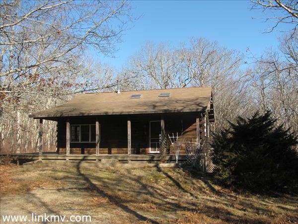 27 Old Ridge Hill Chilmark, MA 02535 - Photo 14 of 24 http://d1qzqeyxiitrap.cloudfront.net/photos/22421/600/d94fcb3b.jpg