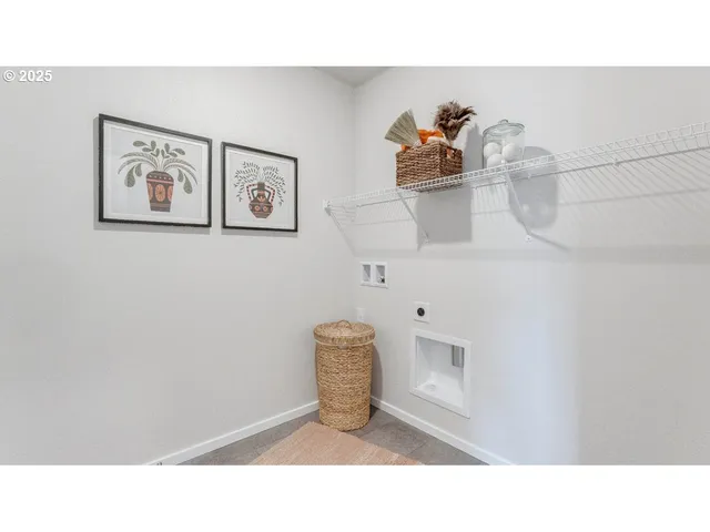 $384,995 | 3513 Southwest Thomas Avenue, Gresham, OR 97080