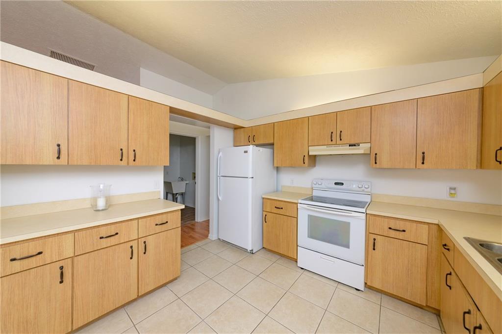 7102 Georges Road Fort Pierce, FL 34951 - Photo 8 of 25