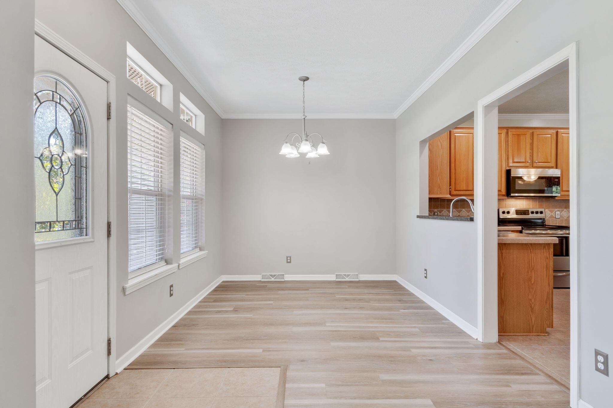 46 Stillwater Road Freeport, FL 32439 - Photo 14 of 58 Dining Area
