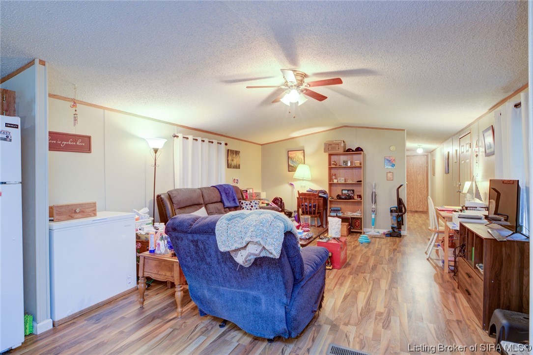 1495 Watson Road Southwest Corydon, IN 47112 - Photo 4 of 26
