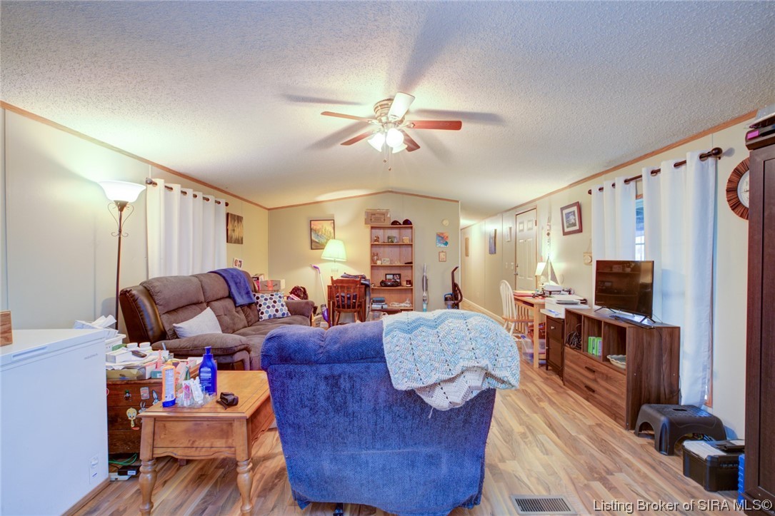 1495 Watson Road Southwest Corydon, IN 47112 - Photo 5 of 26