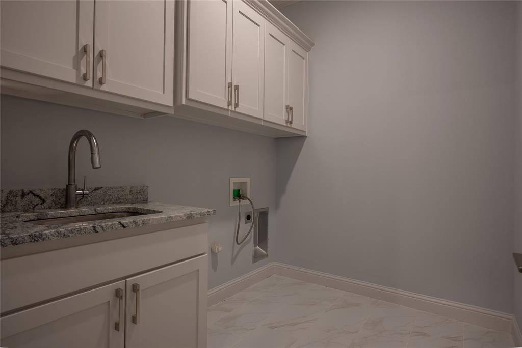 3702 Dry Creek Road Granbury, TX 76049 - Photo 28 of 33