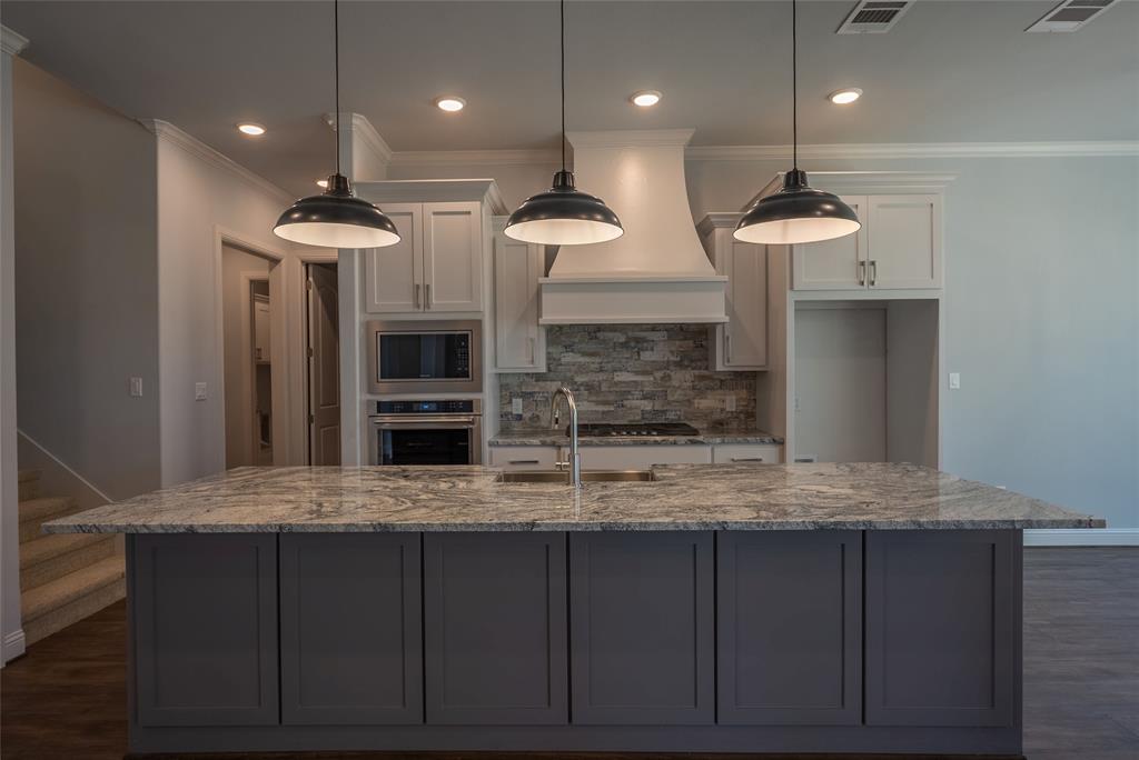 3702 Dry Creek Road Granbury, TX 76049 - Photo 5 of 33