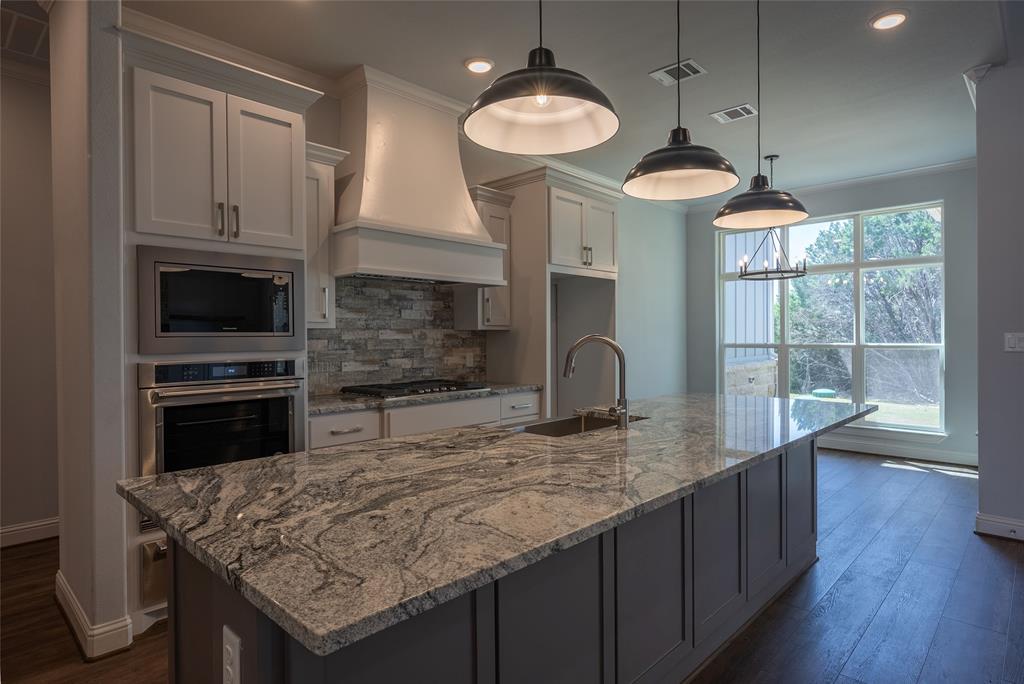 3702 Dry Creek Road Granbury, TX 76049 - Photo 6 of 33