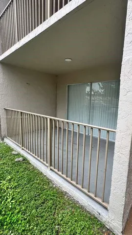 $1,850 | 15241 Southwest 80th Street, Unit 104, Miami, FL 33193