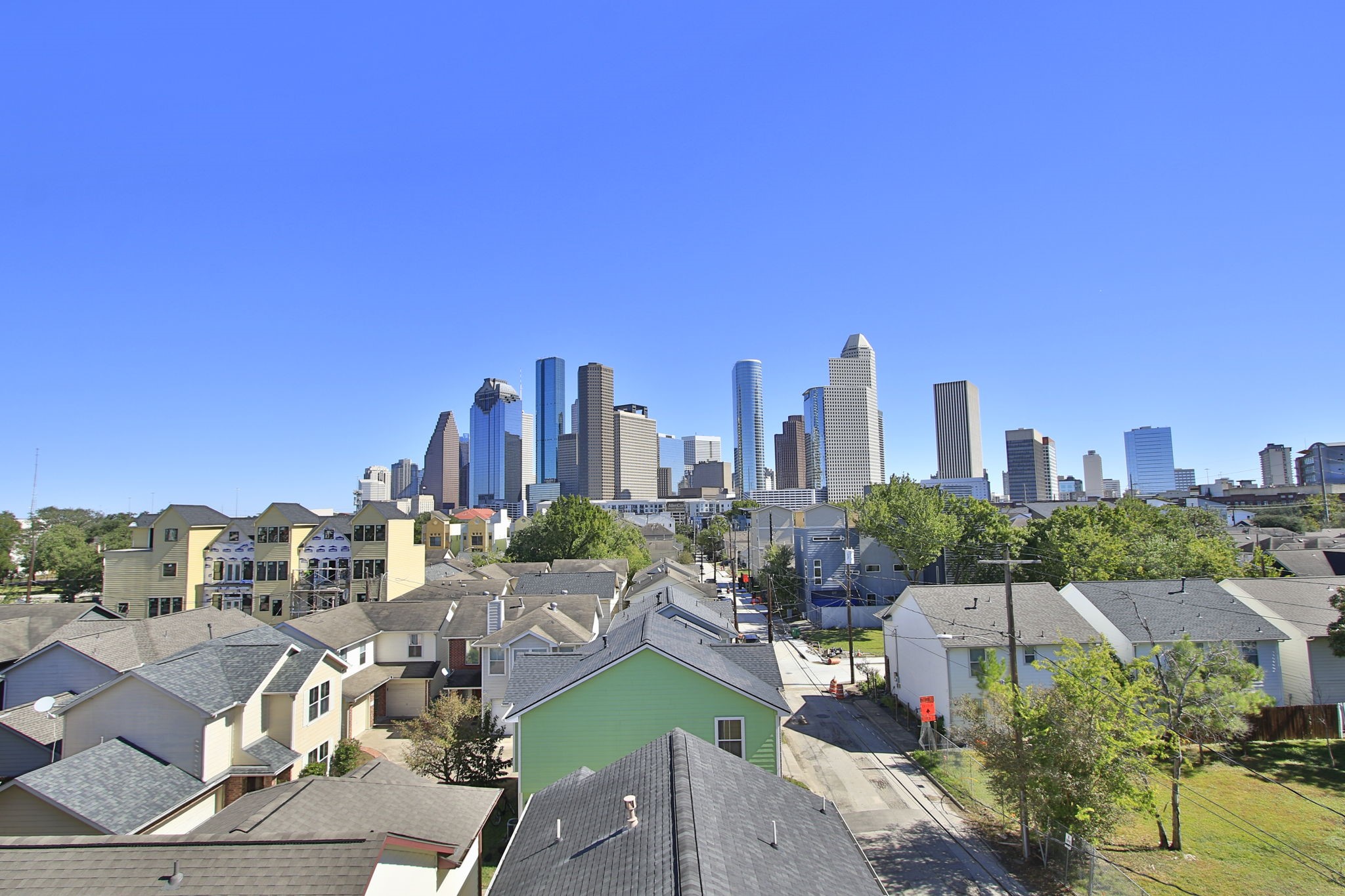 1316 Robin Street, Unit C Houston, TX 77019 - Photo 16 of 45 a view of a city with tall buildings