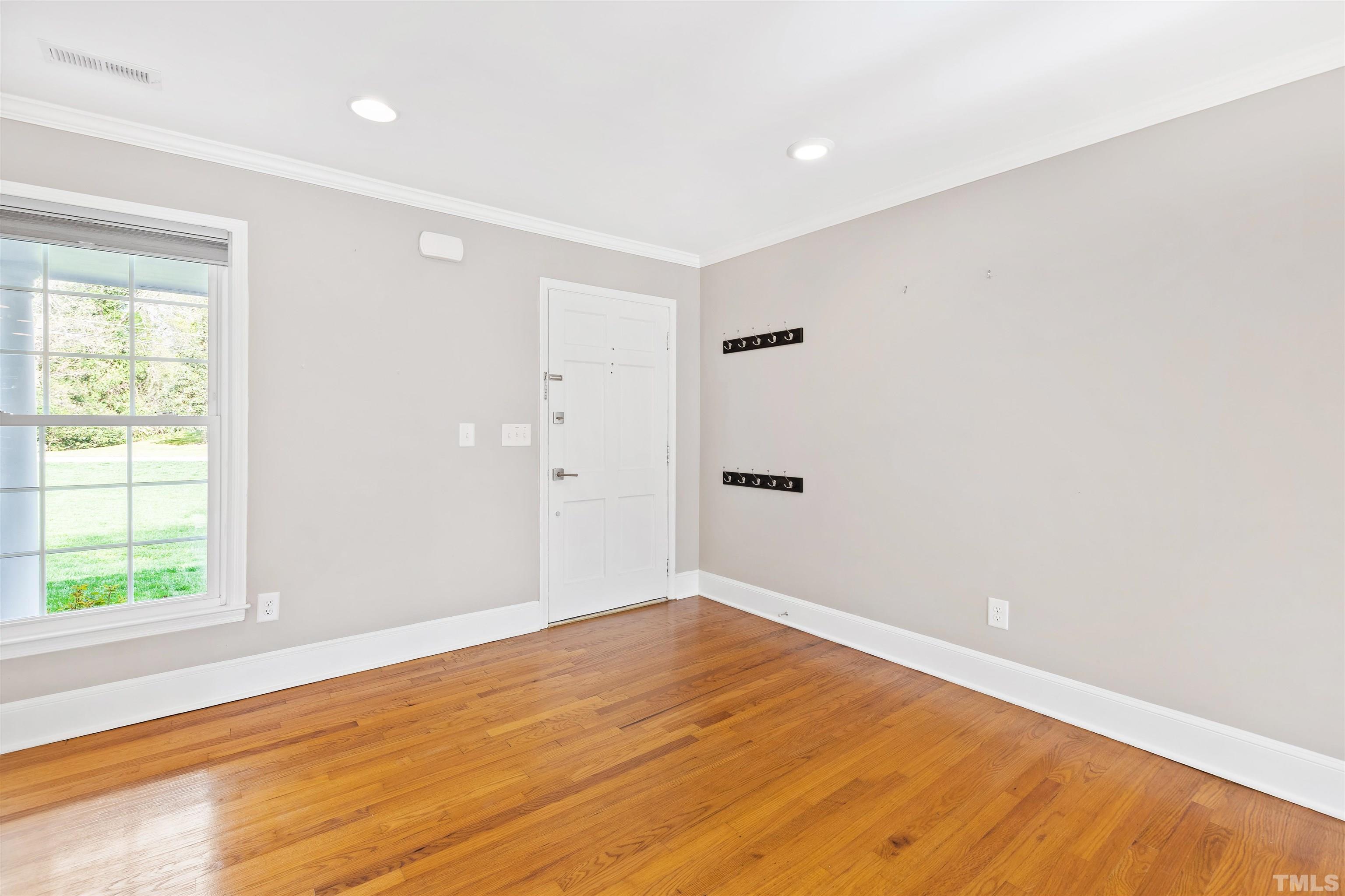 5101 Rembert Drive Raleigh, NC 27612 - Photo 10 of 36 Gallery Image 10