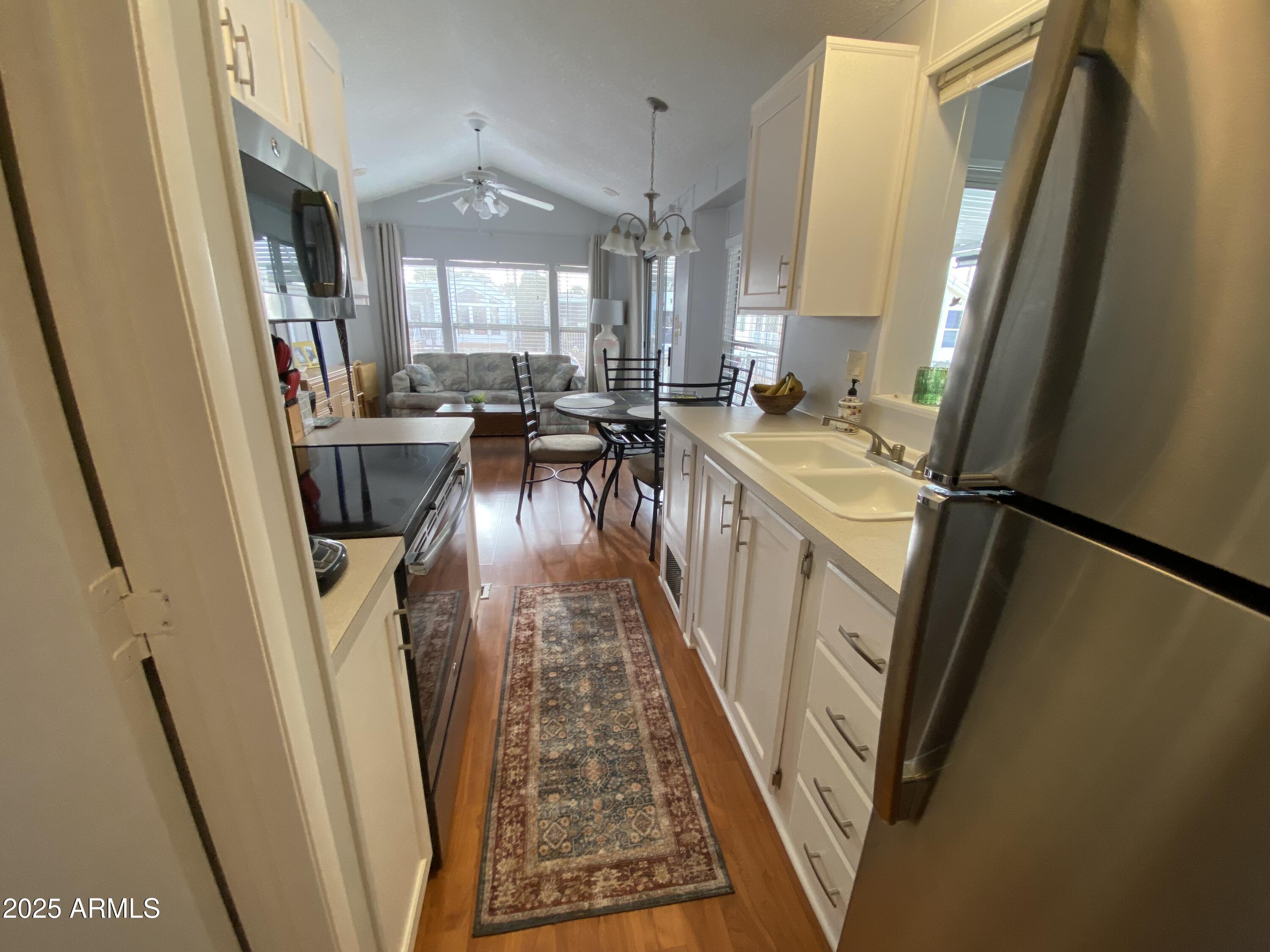 2042 South Ute Drive, Unit 42 Apache Junction, AZ 85119 - Photo 12 of 32 IMG_2736