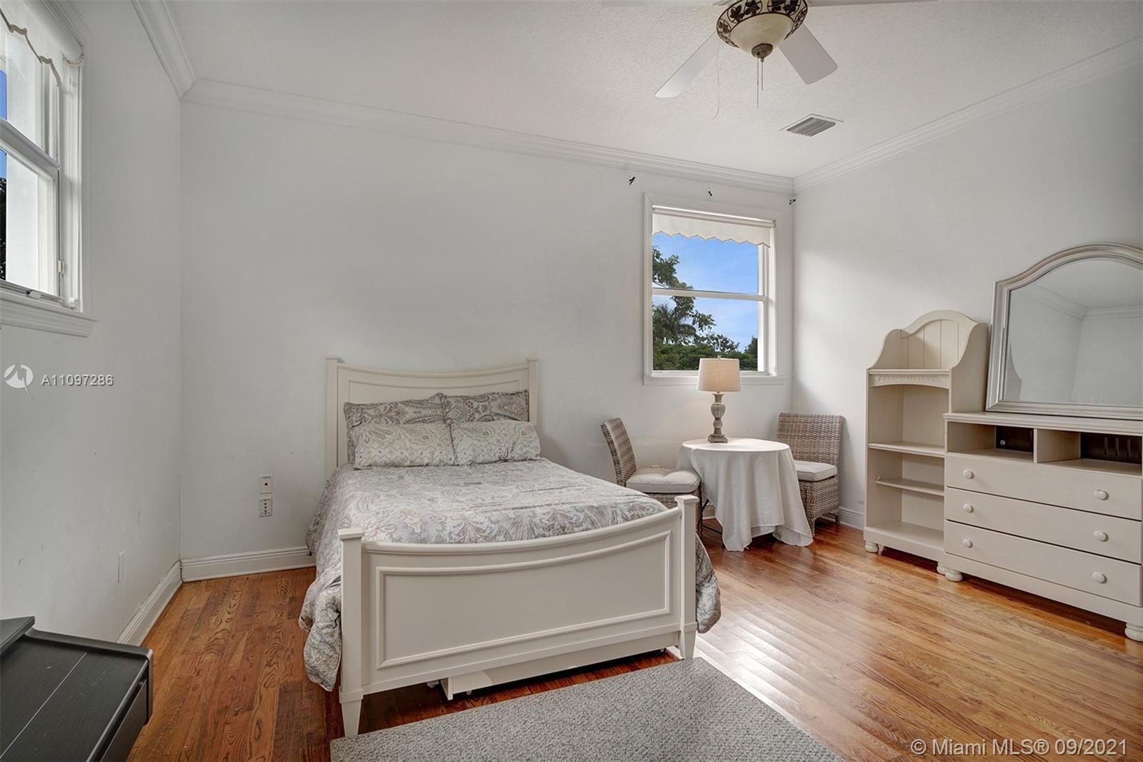 17810 Southwest 52nd Court Southwest Ranches, FL 33331 - Photo 37 of 67 Gallery Image 37