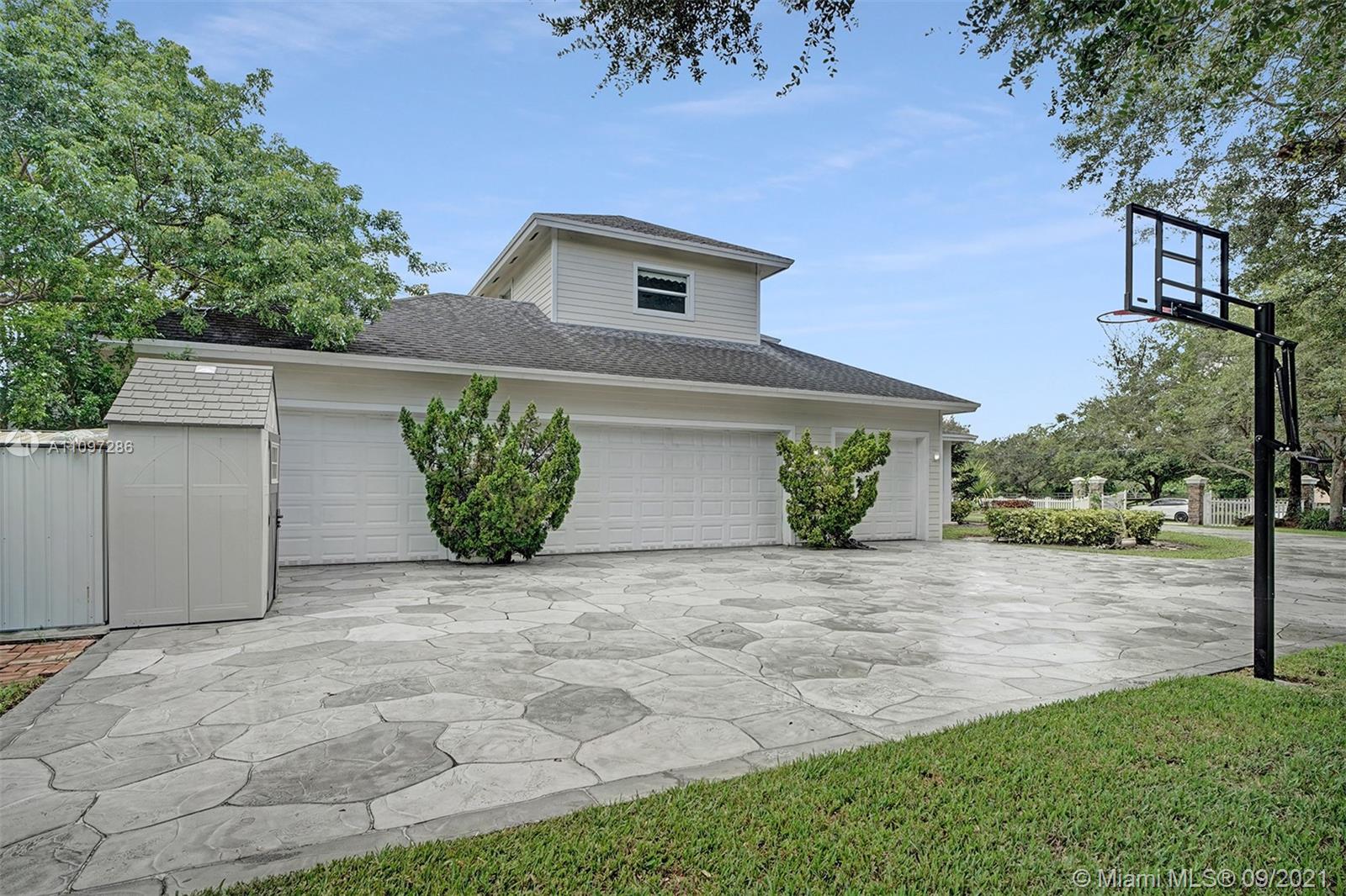 17810 Southwest 52nd Court Southwest Ranches, FL 33331 - Photo 44 of 67 Gallery Image 44
