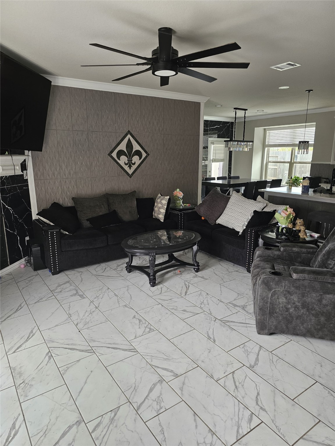 100 Wedgewood Trace Lane La Porte, TX 77571 - Photo 3 of 17 a living room with furniture and a flat screen tv